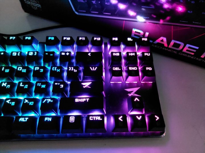 Подсветка клавиатуры zet gaming blade. Игровая клавиатура zet Gaming. Клава механика zet Ryzen. Как поменять подсветку на клавиатуре zet Gaming Blade