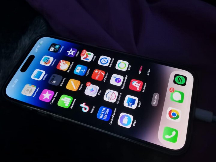 Айфоны в якутске цены. Айфон se 2. Современный айфон. Айфон se 2020. Iphone 11 Pro 64gb Space Gray.