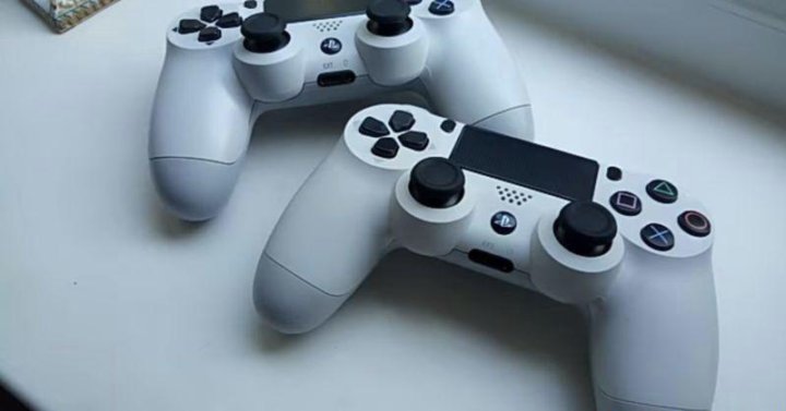 Проверка dualshock. Dualshock 4 оригинал и неоригинал. Как проверить дуалшок 4 на оригинальность.