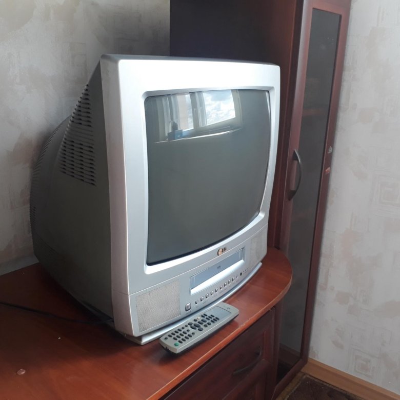 Видеодвойка. Телевизор LG видеодвойка VHS. Видеодвойка JVC. Телевизор Samsung видеодвойка LG. Видеодвойка с диском.