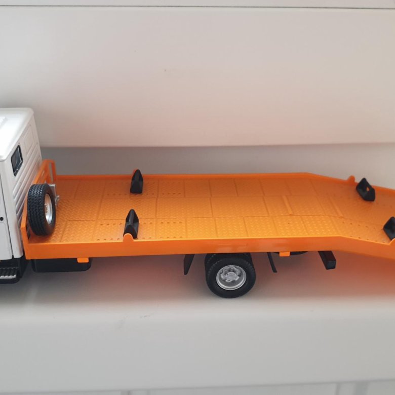 ЗИЛ 5301 Эвакуатор – купить в Москве, цена 1 500 руб., продано 17 ...