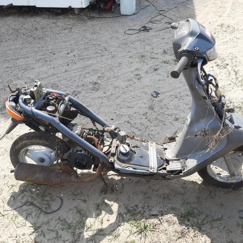 Двигатель мопед хонда дио. Хонда дио аф 18. honda af 18. хонда dio af 18. honda dio af 18 двигатель.