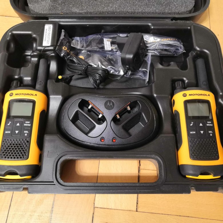 рация motorola t80 extreme. Motorola tlkr t80 extreme quad pack. Motorola tlkr t80. Motorola t80. рация моторола тлкр 80.