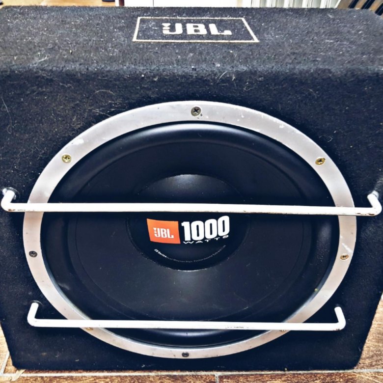 Jbl 1000. Автомобильный сабвуфер JBL 1000w. Буфер JBL 1000w. Саб JBL 1000w. Сабвуфер JBL 1000w динамик.