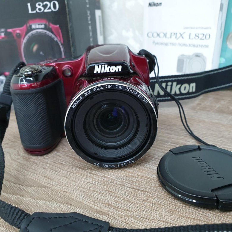 Nikon l810