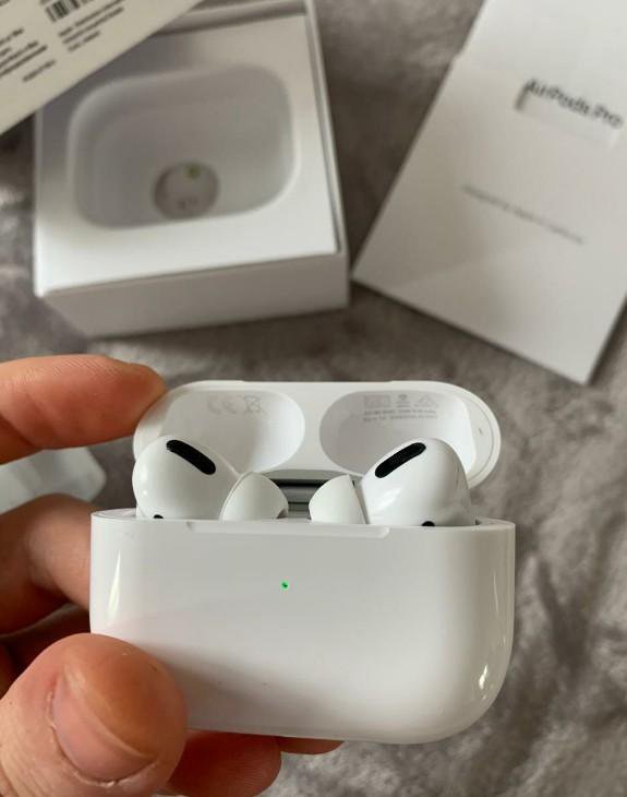 Air pods pro 2 фото