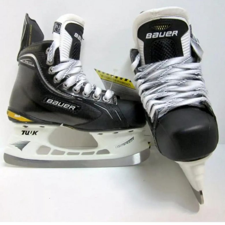 Vintage Skates Bauer Supreme 96