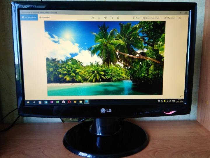 Монитор lg тусклое изображение