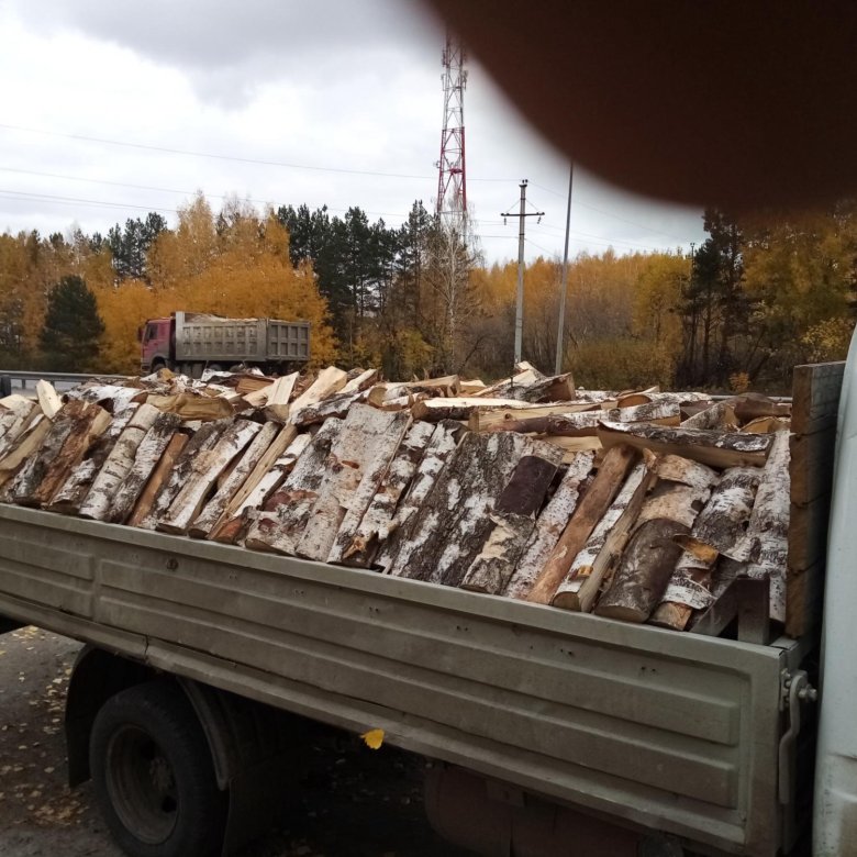 Дрова тюмень. Дрова березовые в кузове.