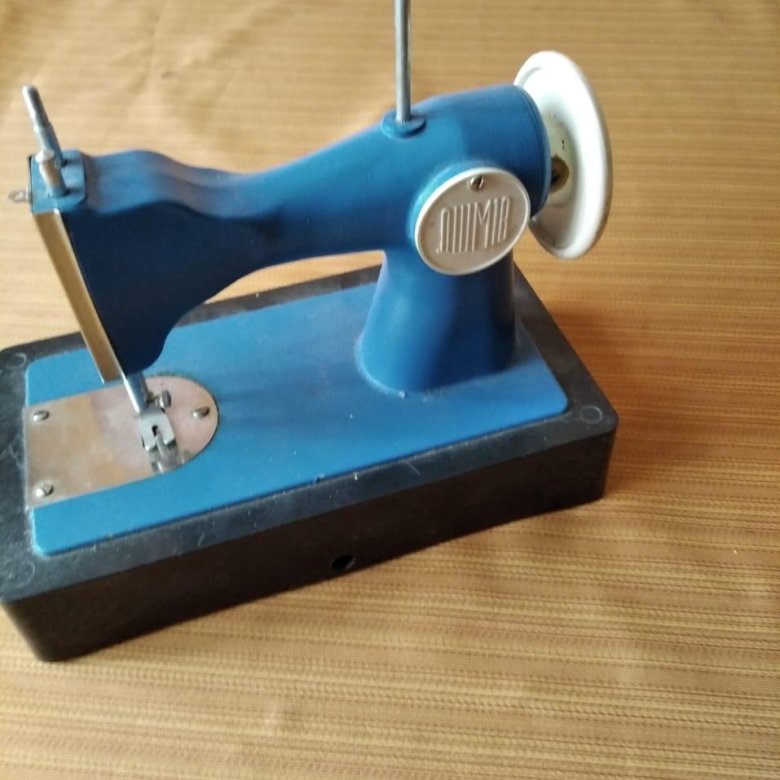 детская швейная машинка sartorius. авито детская швейная машинка. детская швейная машинка дшм 1. швейная машинка дшм 18. детская швейная машинка sartorius.