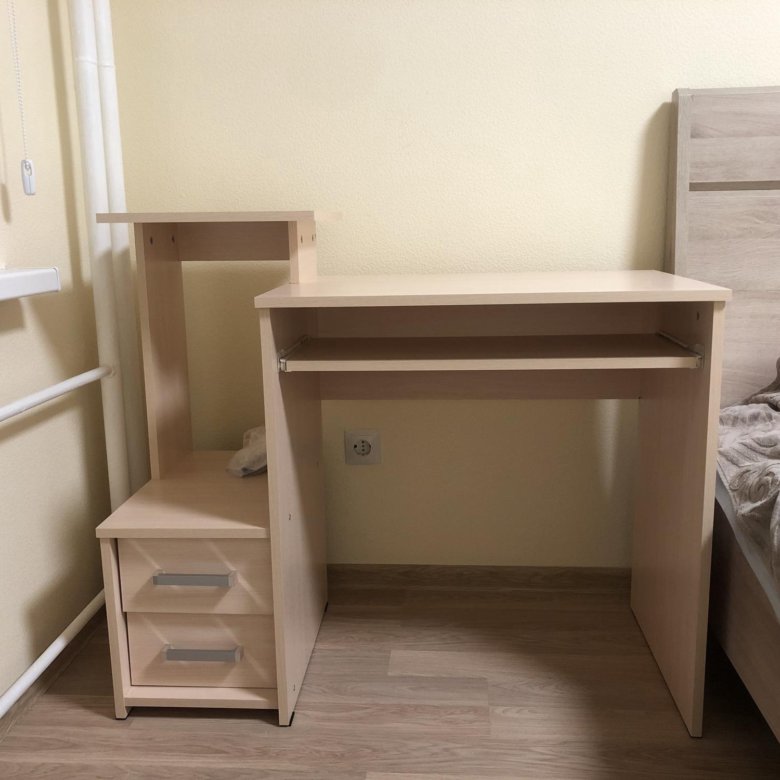 Компьютерный стол – купить в Тюмени, цена 4 000 руб., дата размещения ...