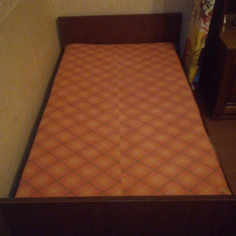 Кровать 1.5сп – купить в Иваново, цена 1 000 руб., дата размещения: 20. ...