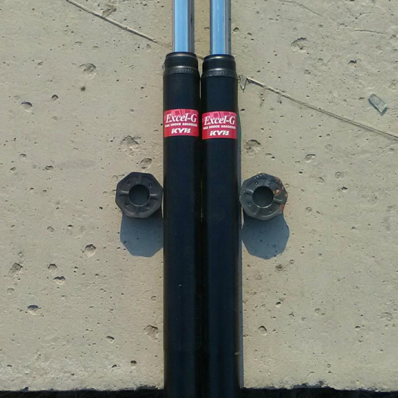 амортизаторы 2023. задний амортизатор 2106. стойки kyb для королла е120. Zekkert so-2023. передние амортизаторы пассат б7.