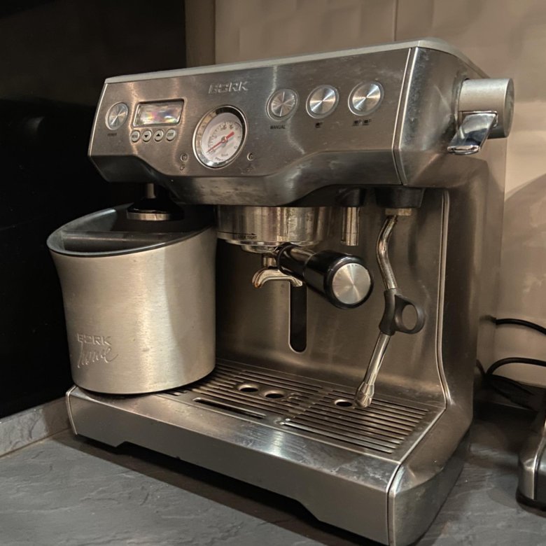 Кофемашина Bork c802 – купить, цена 50 000 руб., дата размещения: 30.04 ...