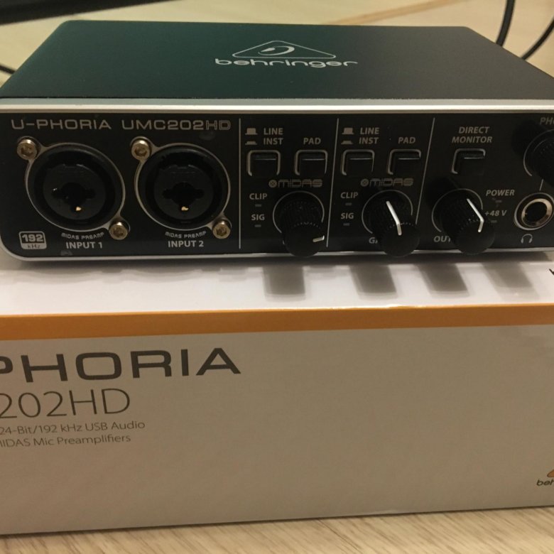 Внешняя звуковая карта behringer umc202hd