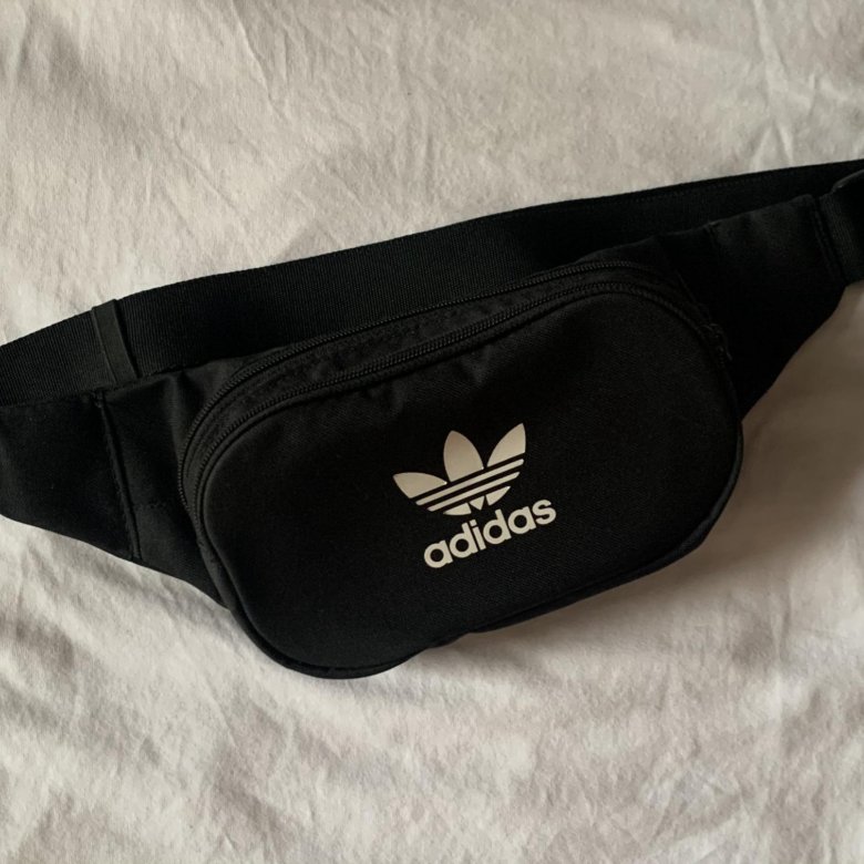 Adidas originals hot sale essential crossbody