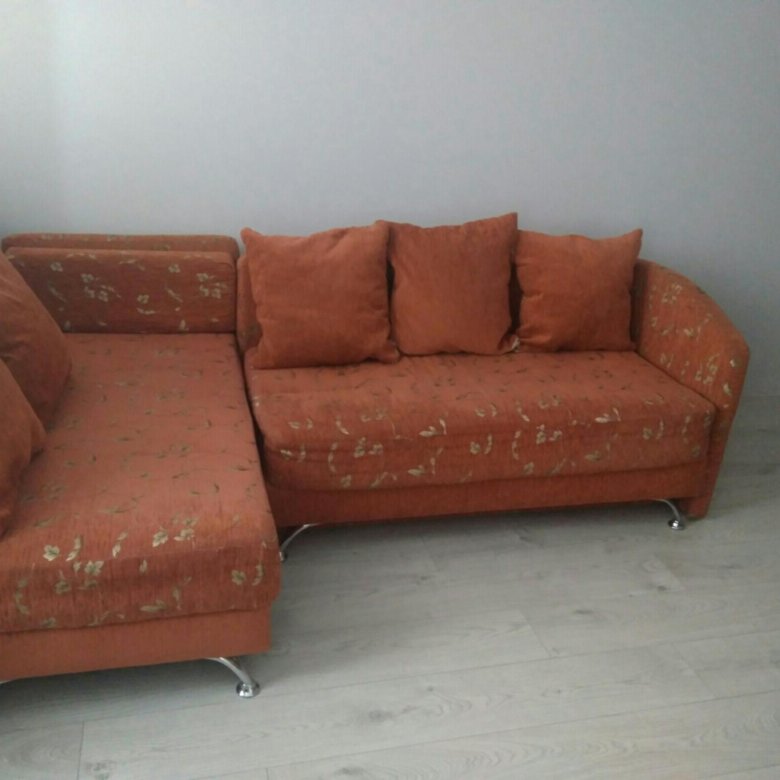 Диван угловой СРОЧНО!!! – купить в Москве, цена 2 000 руб., продано 13 ...