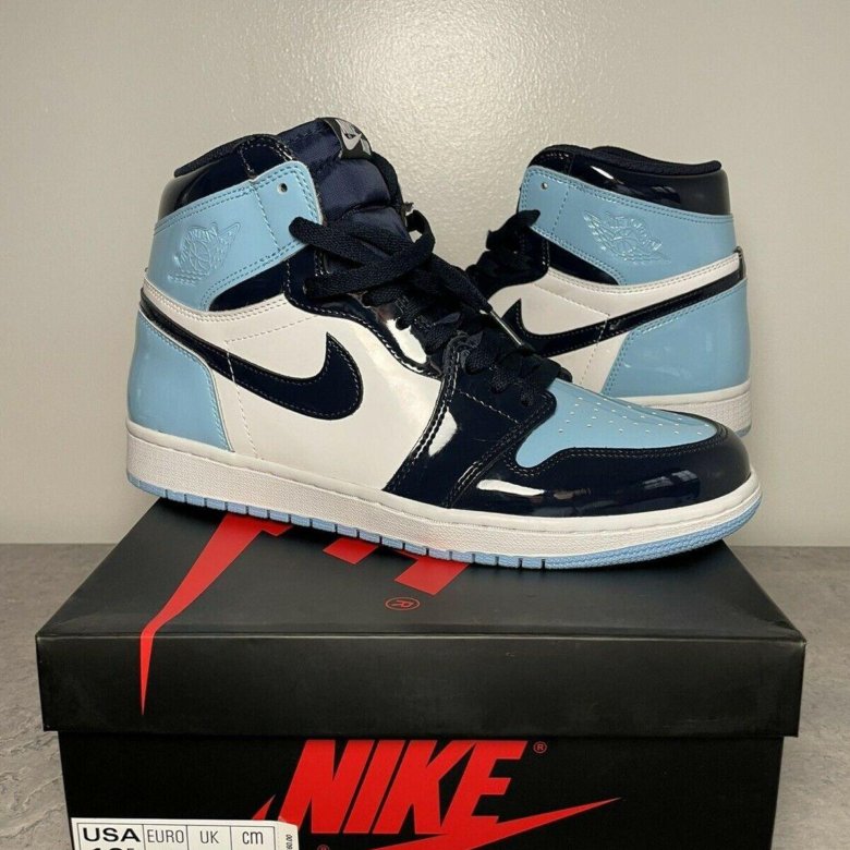 Nike Air Jordan 1 Retro High UNC Patent (W) – купить в Москве, цена 8