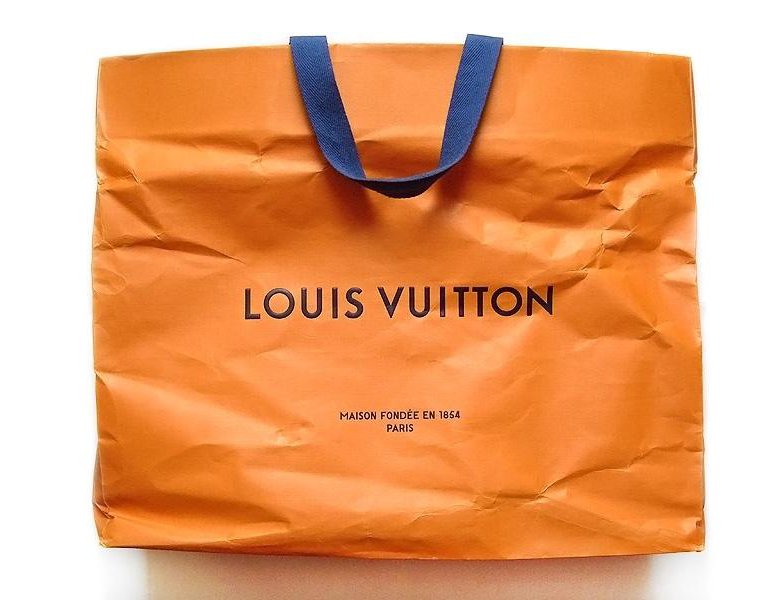 Пакет луи виттон. Пакет Louis Vuitton. Пакет lv. Сумка пакет lv. Фирменный пакет Louis Vuitton.