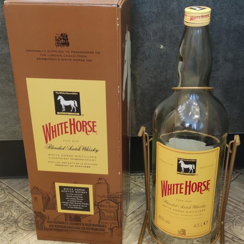 Виски качели 4.5 литра купить. Виски Вайт Хорс 4.5 литра. Виски качели 4.5 литра. Виски 5 литров качели. Виски 5л на качелях.