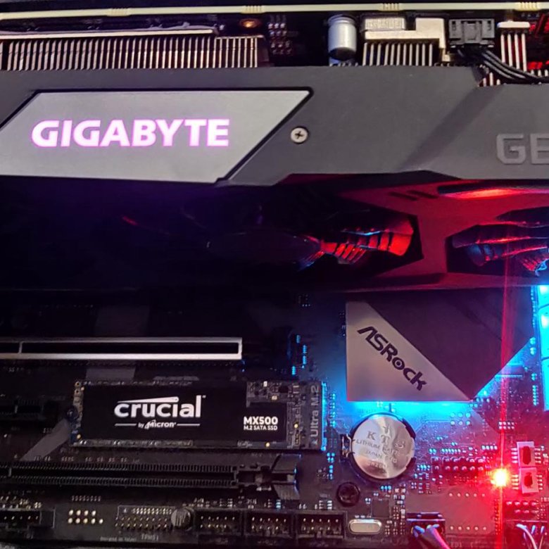 Asrock radeon rx 7600 challenger oc. Gigabyte GEFORCE RTX 4080 super Gaming OC Lian li EVO RGB.