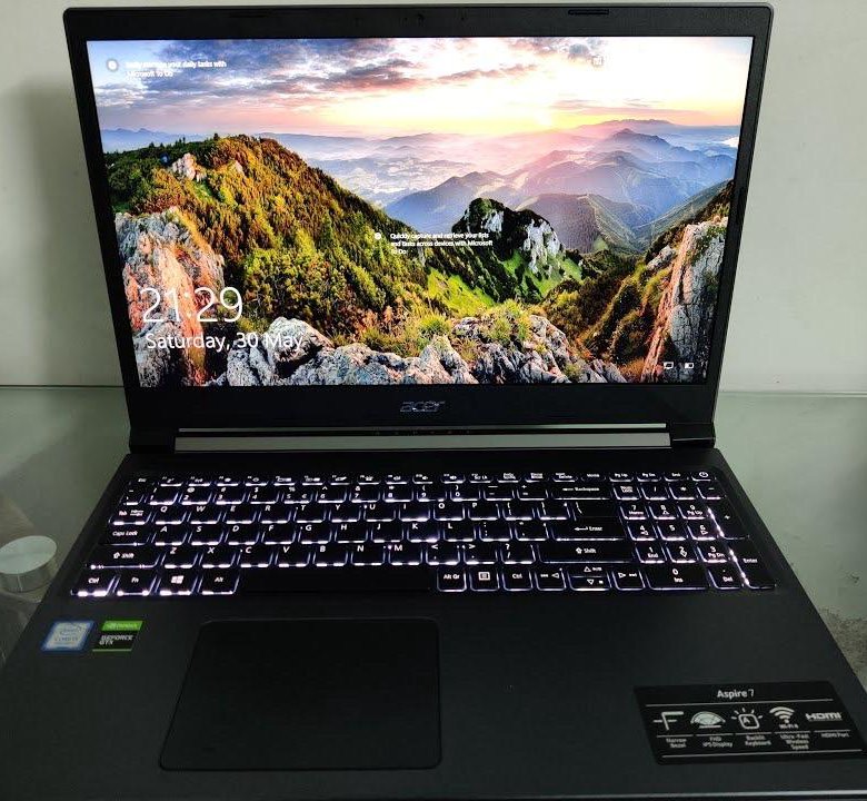 Acer A715 75G 52Nw