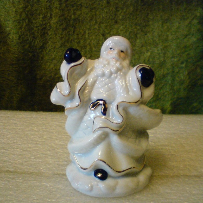 Ем фарфор. Конаковский фаянсовый завод им. Статуэтка рысь ссср фарфор. Статуэтки каподимонте кружевной фарфор. Завод зик конаково конаковский фаянсовый.