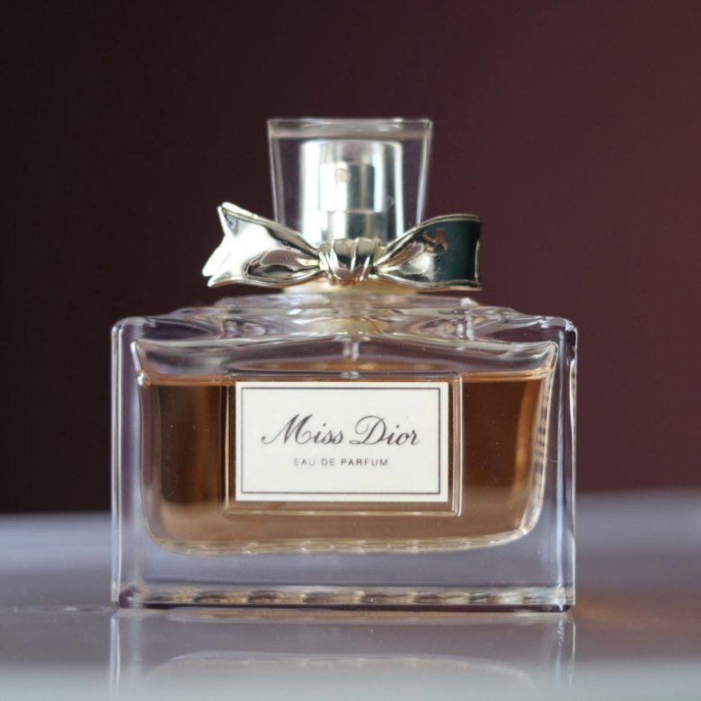 Miss dior eau de parfum. Dior Miss Dior Eau de Parfum. Dior Miss Dior Eau de Parfum, 100 ml. Мисс диор Eau de Parfum 2012. Christian Dior Miss Dior (2012) EDP.