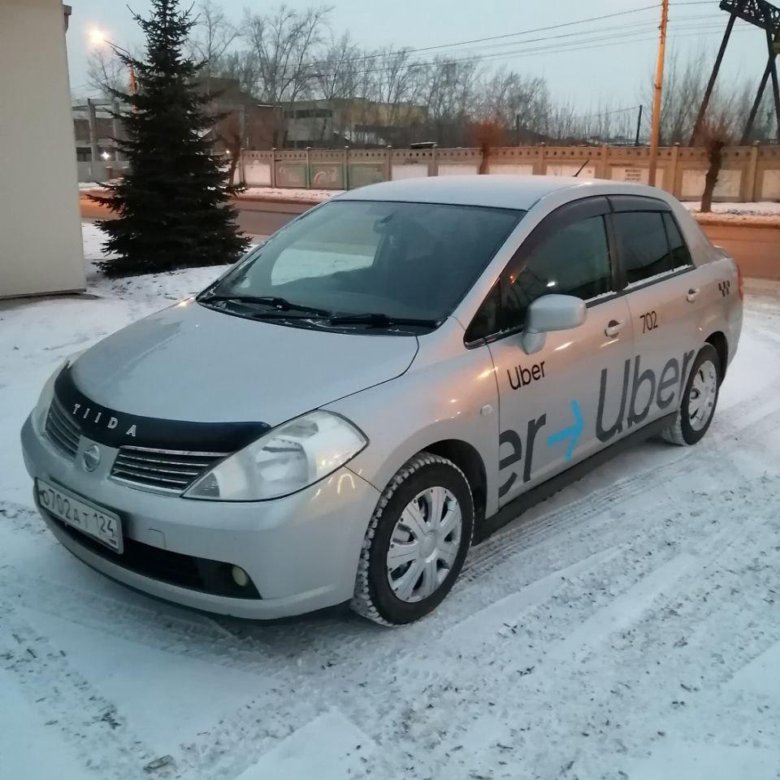 Автомобили в аренду без залога. Ниссан Тиида такси. Аренда авто в Красноярске под такси. Аренда авто в Красноярске на такси. Аренда авто в Красноярске под такси без залога с лицензией недорого.