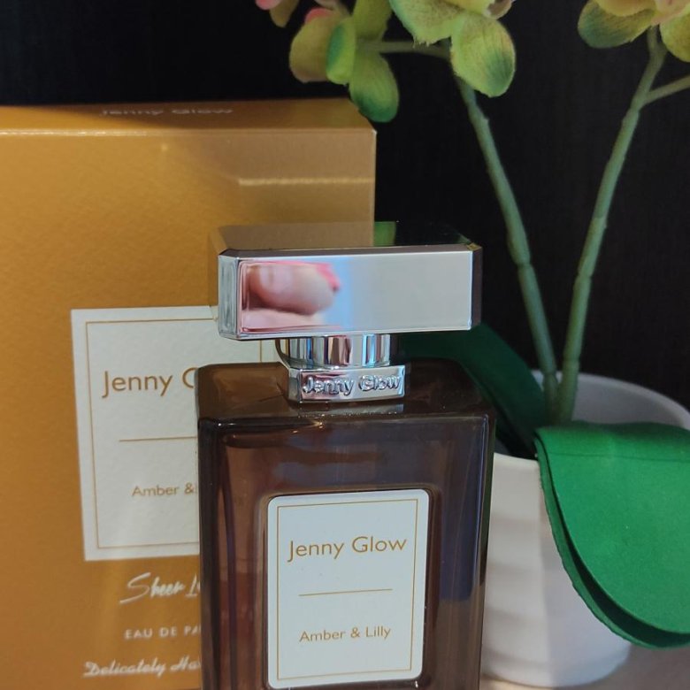 Amber lily. Парфюмерная вода Jenny Glow Amber.