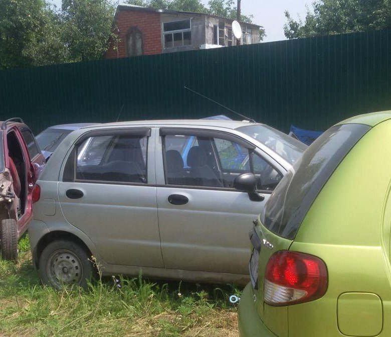 Разборки matiz. Авторазборка Daewoo Matiz. Разборка Дэу Матиз. Авто разбор Део Матиз Тимашевска. Daewoo Matiz Авторазборка крыло переднее левое Дэу Матиз 2008.