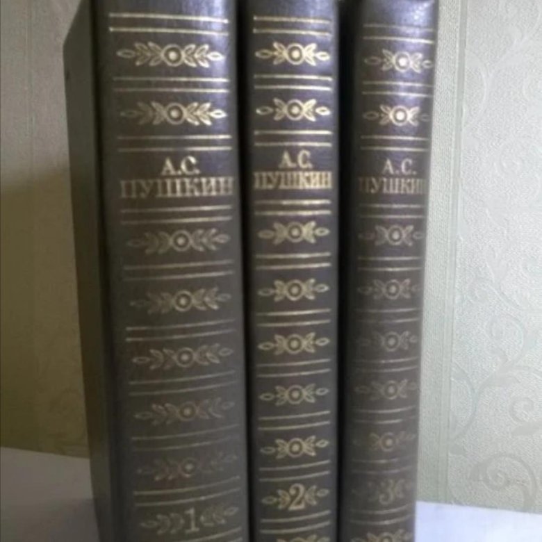 издание товарищества м. на украине сносят памятники пушкину.