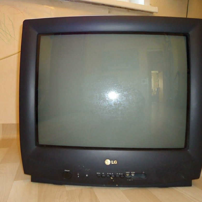 Телевизор lg б у. Телевизор LG 21fu6rg. Телевизор LG 21 дюйм кинескопный. Телевизор LG 1998 года выпуска. Телевизор старый LG 21 fj5rb.