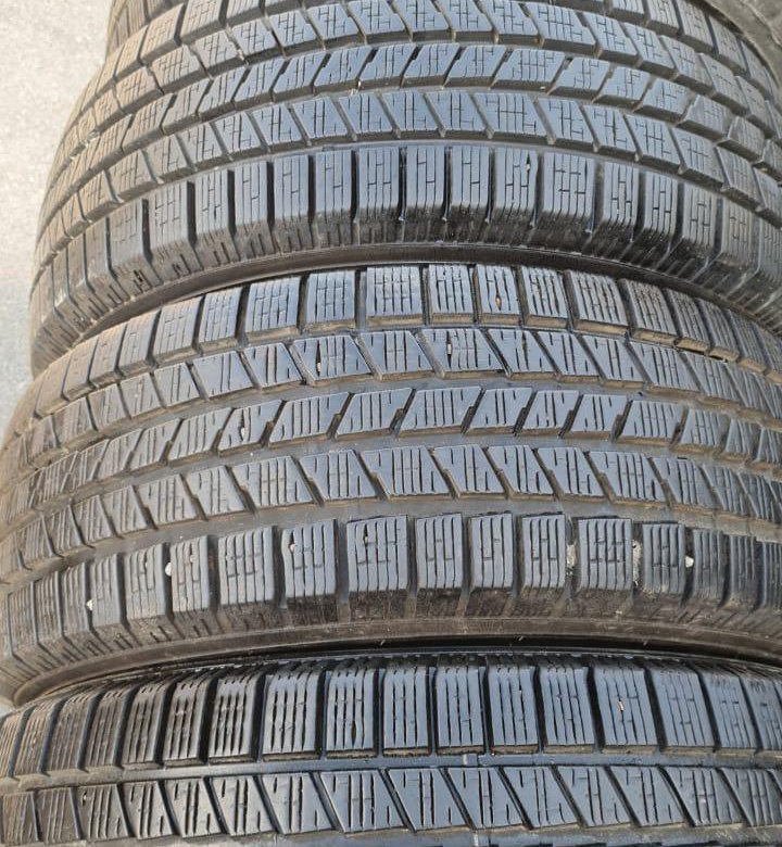 Pirelli ice zero 2 235 55 r18. Pirelli Scorpion Ice Zero 2 235/55 r18 104h. Пирелли Поверджи 235/55-19.