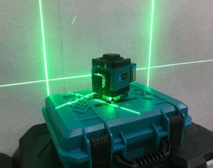 Лазерный уровень miura mrg 5. Лазерный уровень 360 градусов 4д. Лазерный уровень макита 360 12 лучей. Лазерный уровень 12л зеленый. Лазерный уровень 12 лучей.