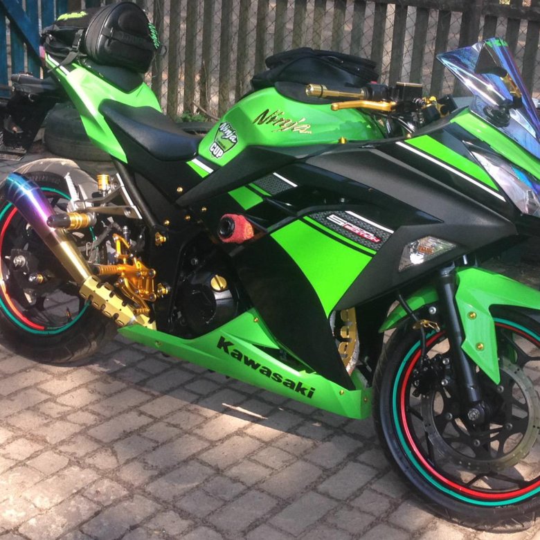 Кавасаки Ninja 300