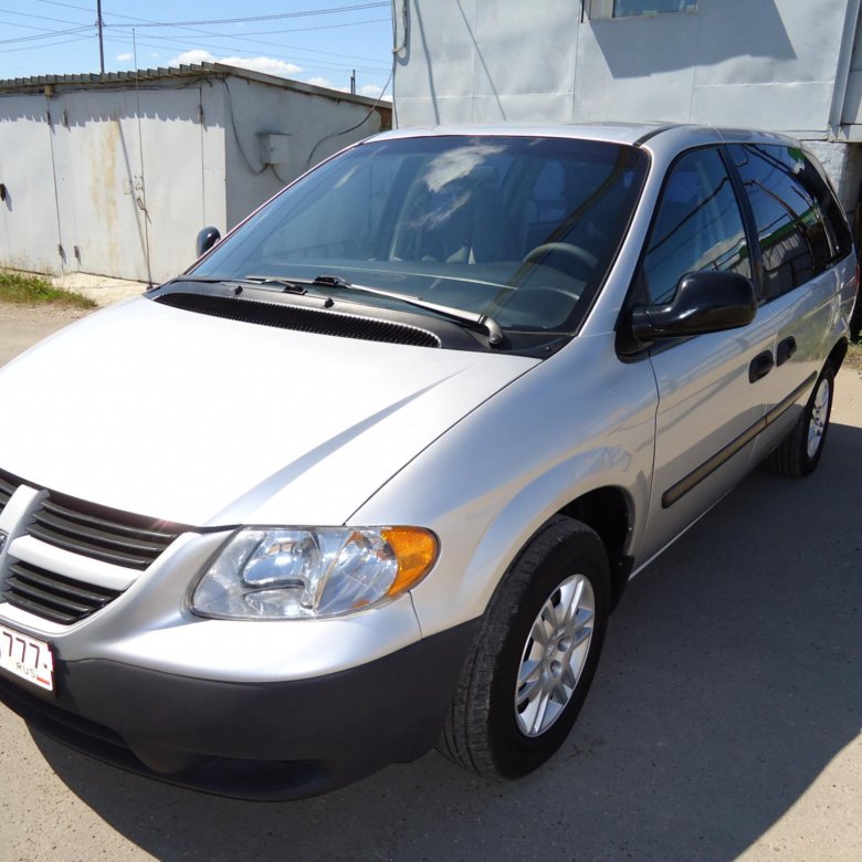 Караван 2005 2.4. Додж Караван 4. Додж Караван 2005. Додж Караван 2005 года. Dodge Caravan 4 салон.