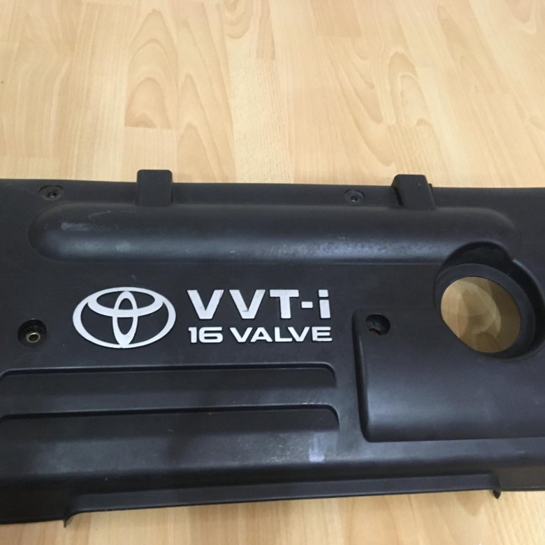 Крышка двигателя камри 50 2. 409 пластик. Обшивка двигателя. Lc058103724s. Отрыв обшивки самолета.