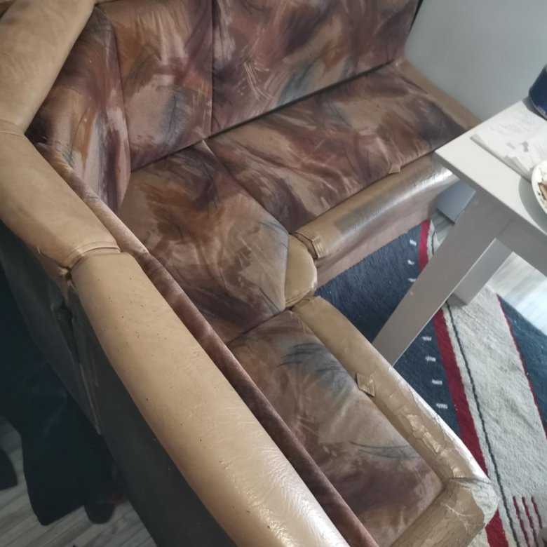 Уголок кухонный – купить в Томске, цена 1 500 руб., дата размещения: 05 ...