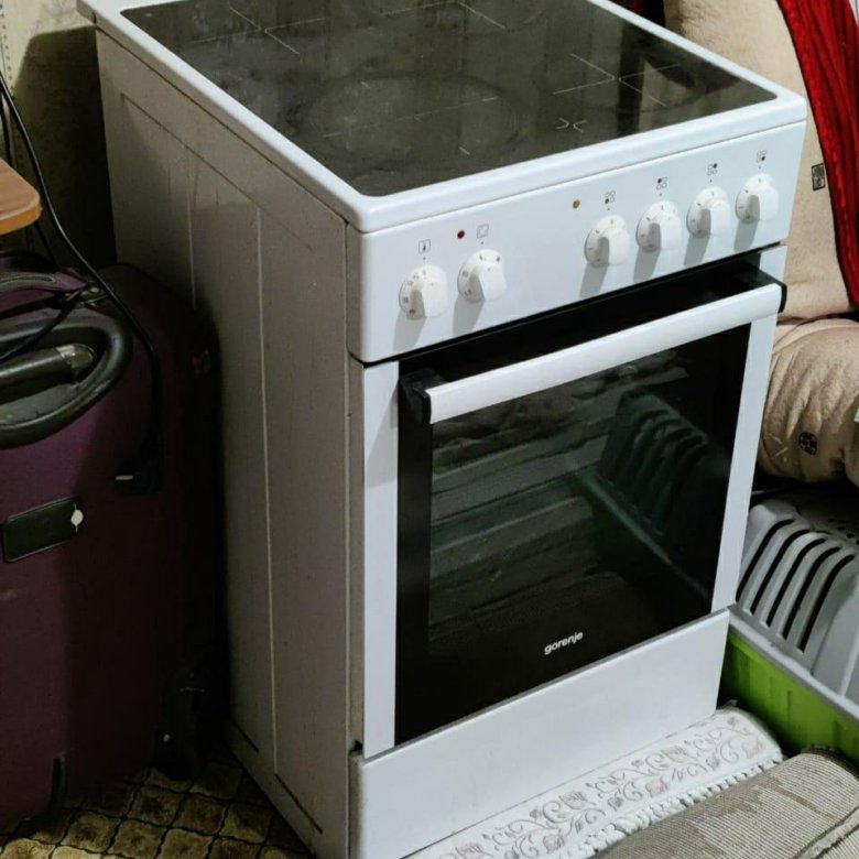 Электроплита Beko CSM 67300 GW.