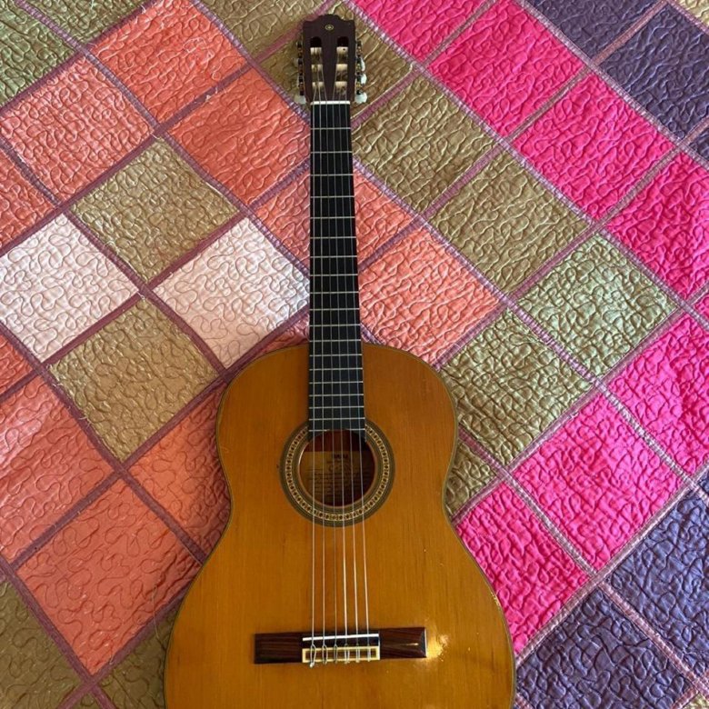 Гитара Yamaha C-200. – купить в Владивостоке, цена 5 000 руб., продано ...
