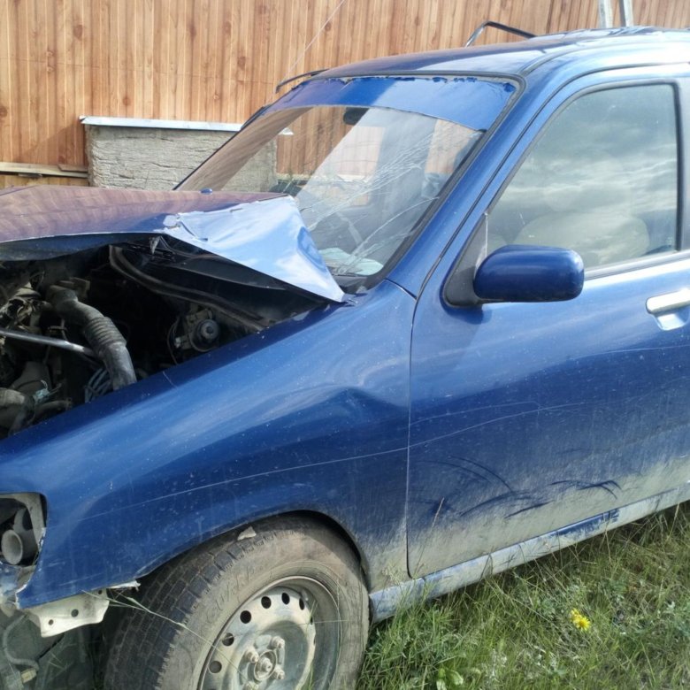 Покажи каменка капот. Машина целиком на запчасти. Детали кузова ваз 11113 ока. Машина целиком на запчасти. Битая машина классика.