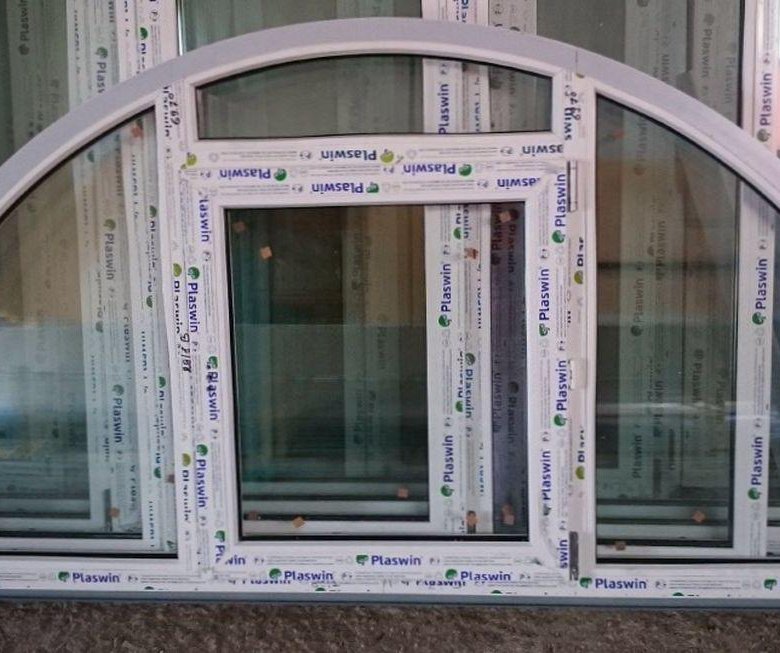 Производство окна и двери пластиковые Новосибирск. Авито пластиковые окна Грозный. Купить треугольное пластиковое окно бу. Авито пластиковые окна двери