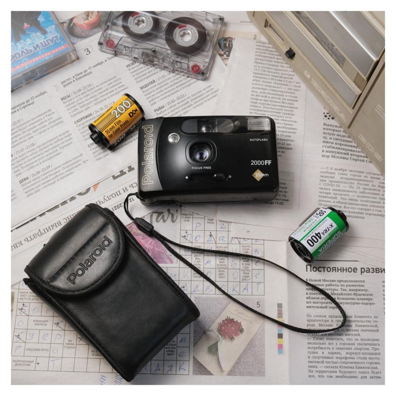 Polaroid 2000ff пленка. Фотоаппарат polaroid 2000ff. Polaroid 2000 ff пленочный фотоаппарат. Polaroid 2000ff 35mm. Фотоаппарат polaroid 2000ff.