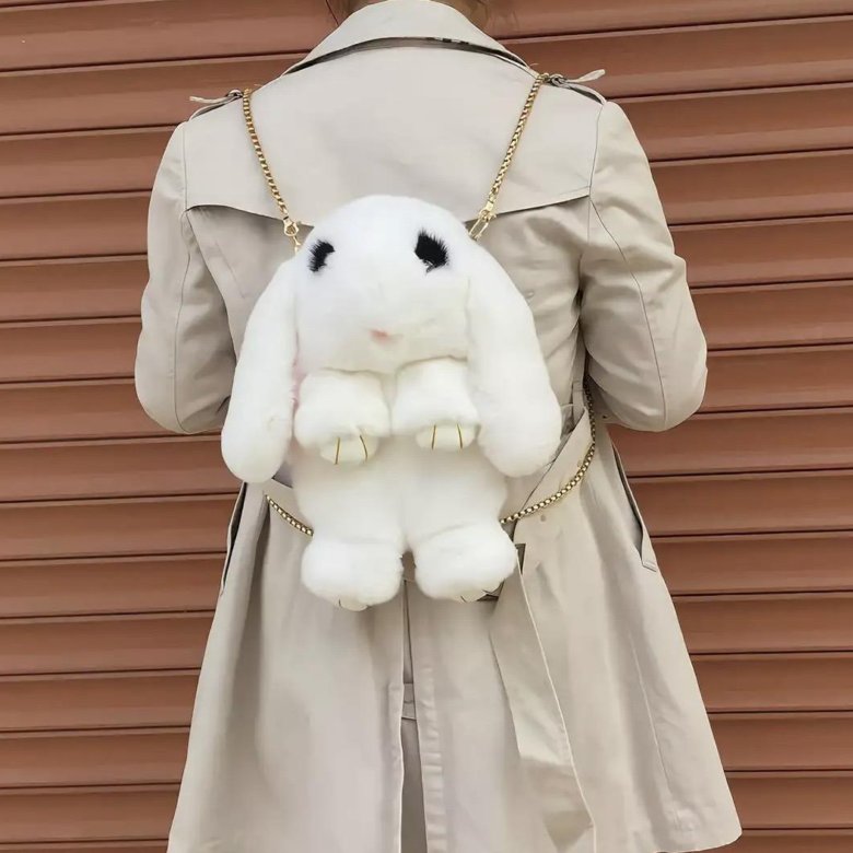 Кролик с рюкзаком