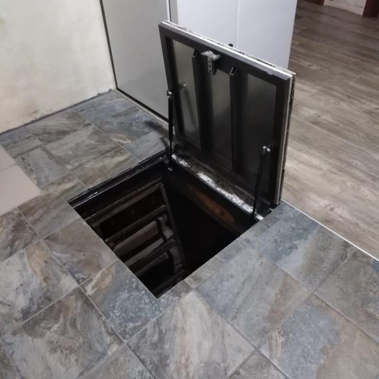 Люки напольные под плитку. – купить в Черкизово, цена 4 500 руб., дата ...