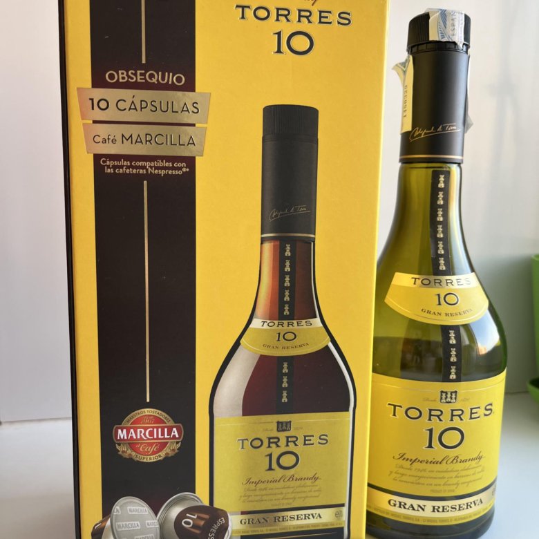 Torres 10 0.7. Torres 10 бренди. Torres 10 коробка. Торес 10 с бокалом. Бренди Торрес отзывы.