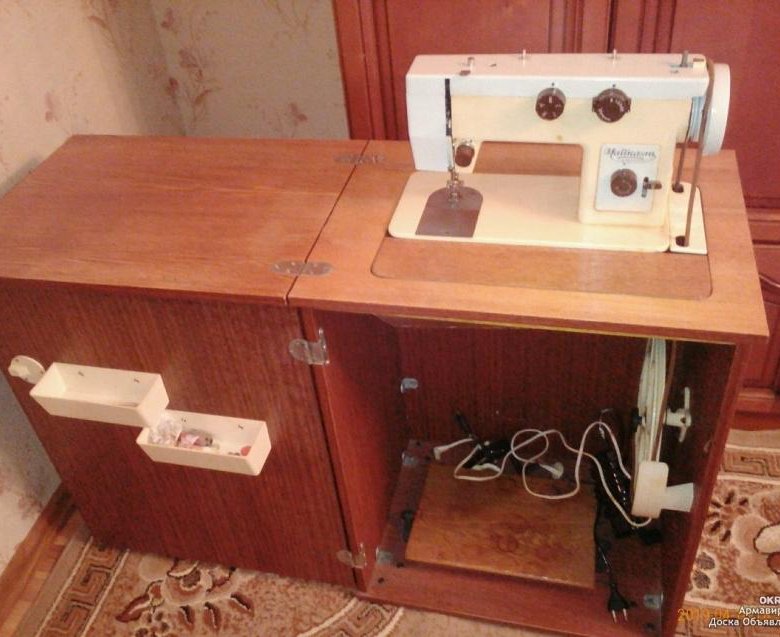 Отдам швейную машинку