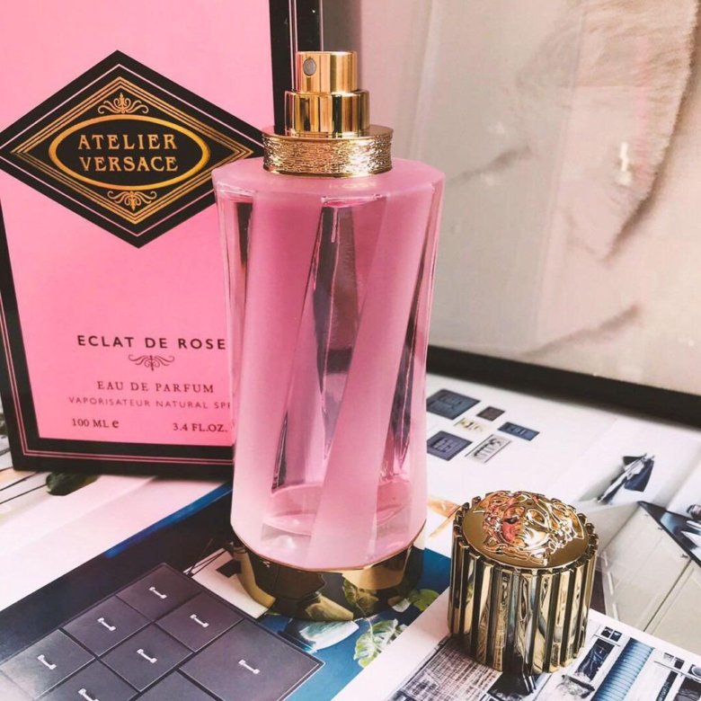 Ателиер версаче духи. Eclat de rose. Rose de rose туалетная вода. Eclat de rose. Духи версаче роуз.