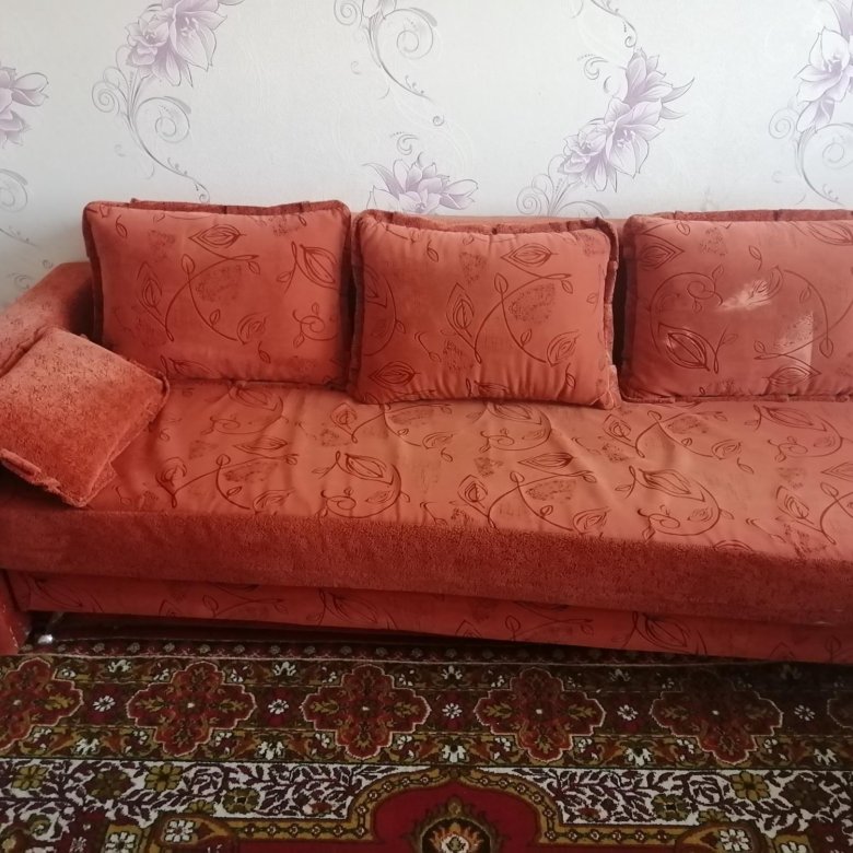 Диван б/у – купить в Сургуте, цена 4 000 руб., дата размещения: 29.06. ...